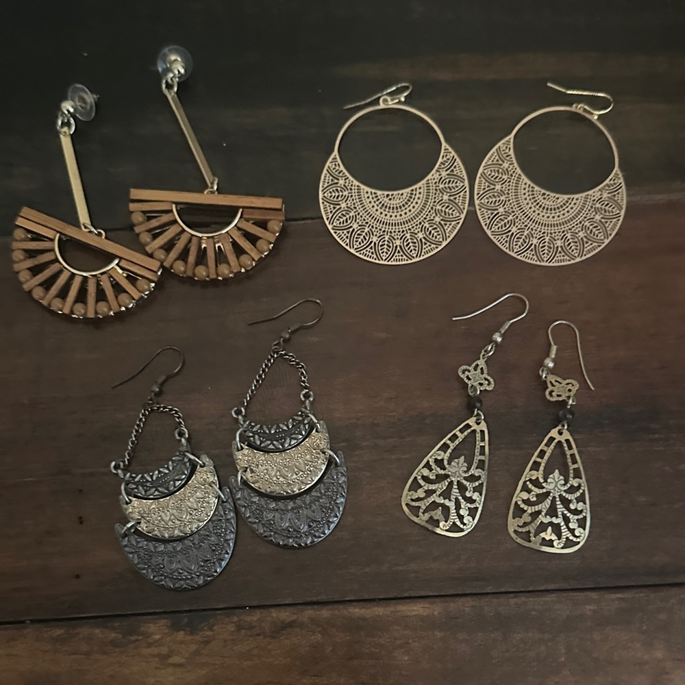 Elegant Gold and Silver Earrings Set